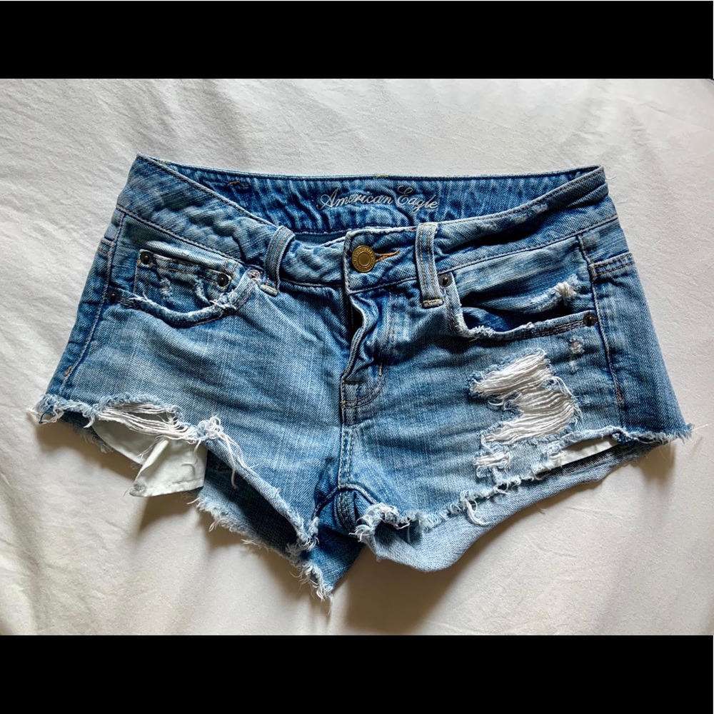 American Eagle Distressed Cut Off Denim Shorts